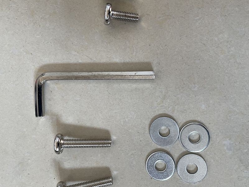 Screws001 Screws001