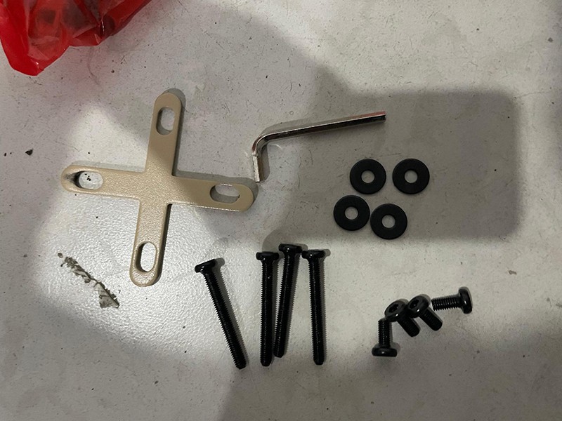 Screws Screws